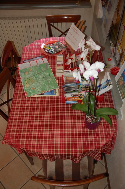 La Rosa Scarlatta Appartement Bergamo Kamer foto