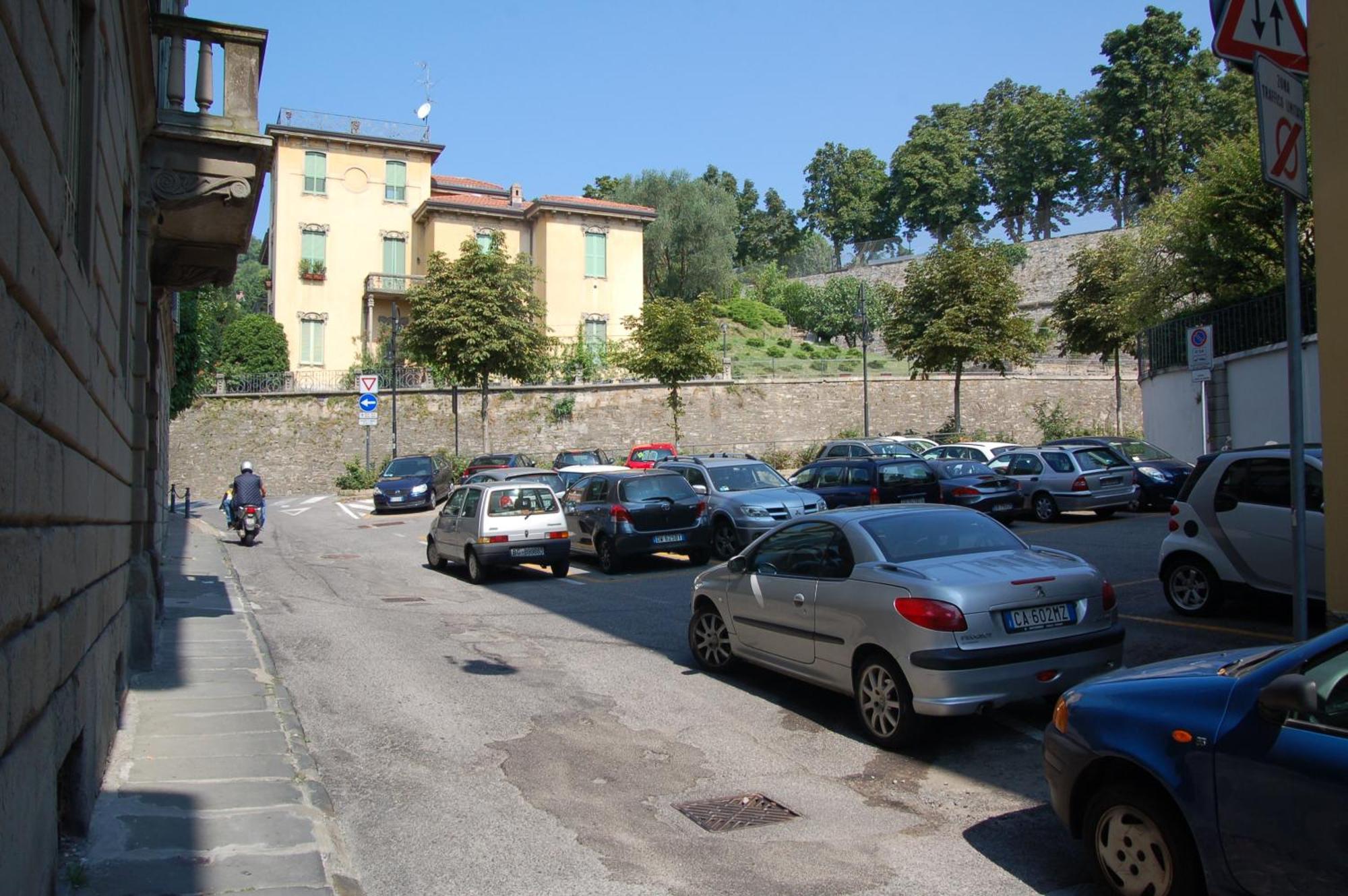 La Rosa Scarlatta Appartement Bergamo Buitenkant foto