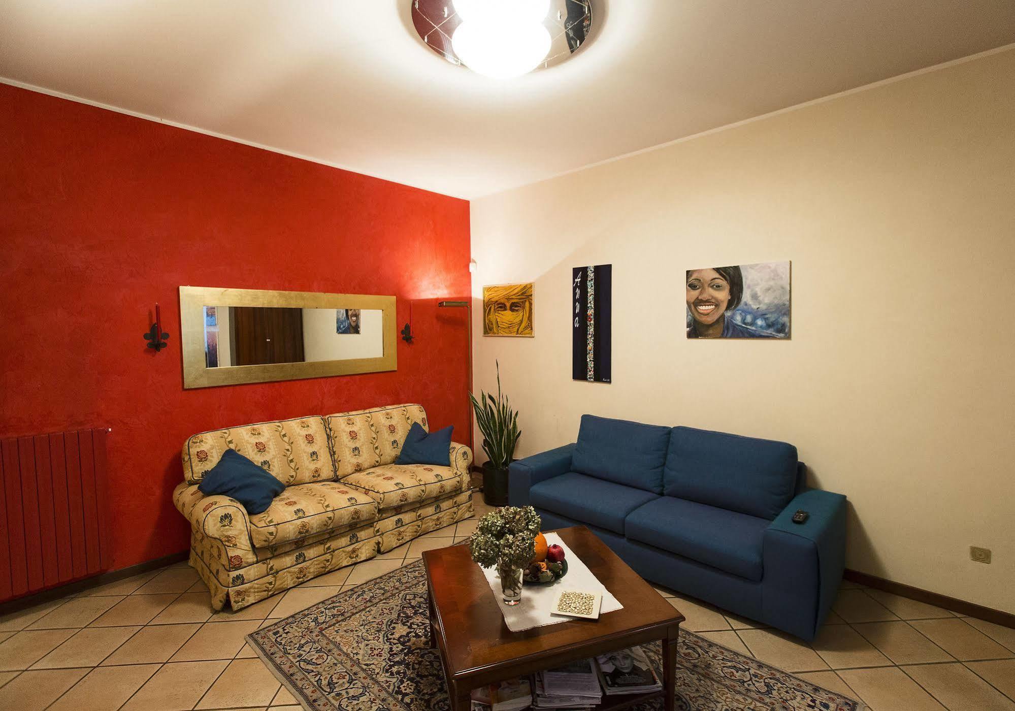 La Rosa Scarlatta Appartement Bergamo Buitenkant foto